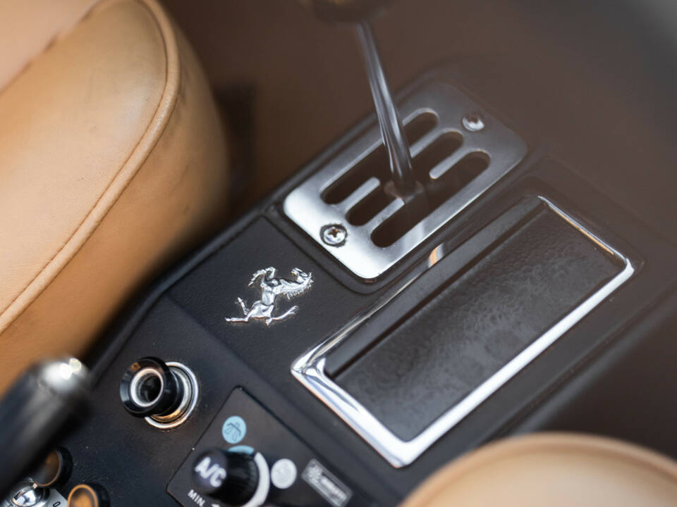 Bild 29/43 von Ferrari 308 GTS (1978)