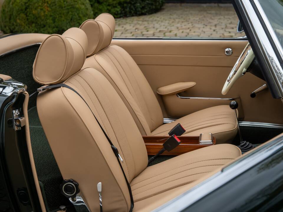 Imagen 15/30 de Mercedes-Benz 250 SL (1967)