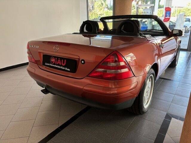 Imagen 5/15 de Mercedes-Benz SLK 230 Kompressor (1999)