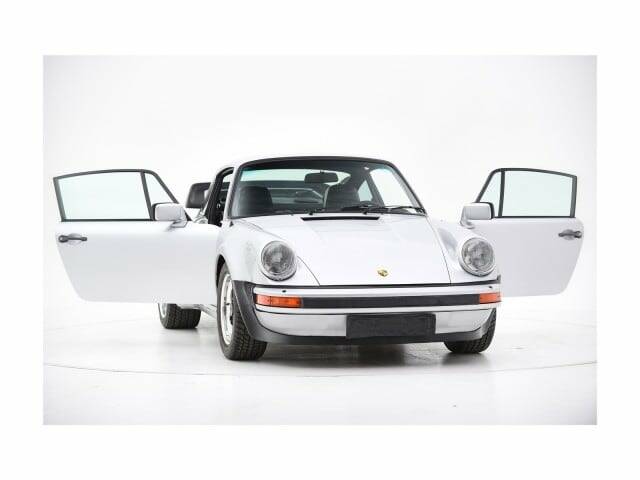 Image 18/64 of Porsche 911 Turbo 3.3 (1979)