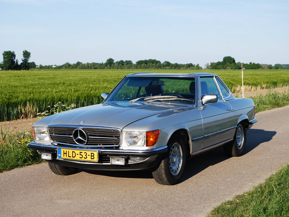 Image 12/87 of Mercedes-Benz 280 SL (1982)