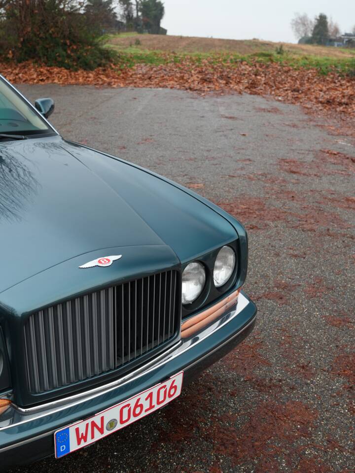Bild 53/86 von Bentley Continental R (1997)