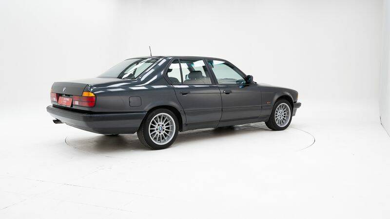 Bild 2/15 von BMW 730i (1988)