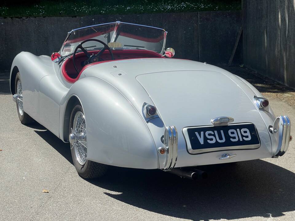 Afbeelding 3/12 van Jaguar XK 120 SE OTS (1954)