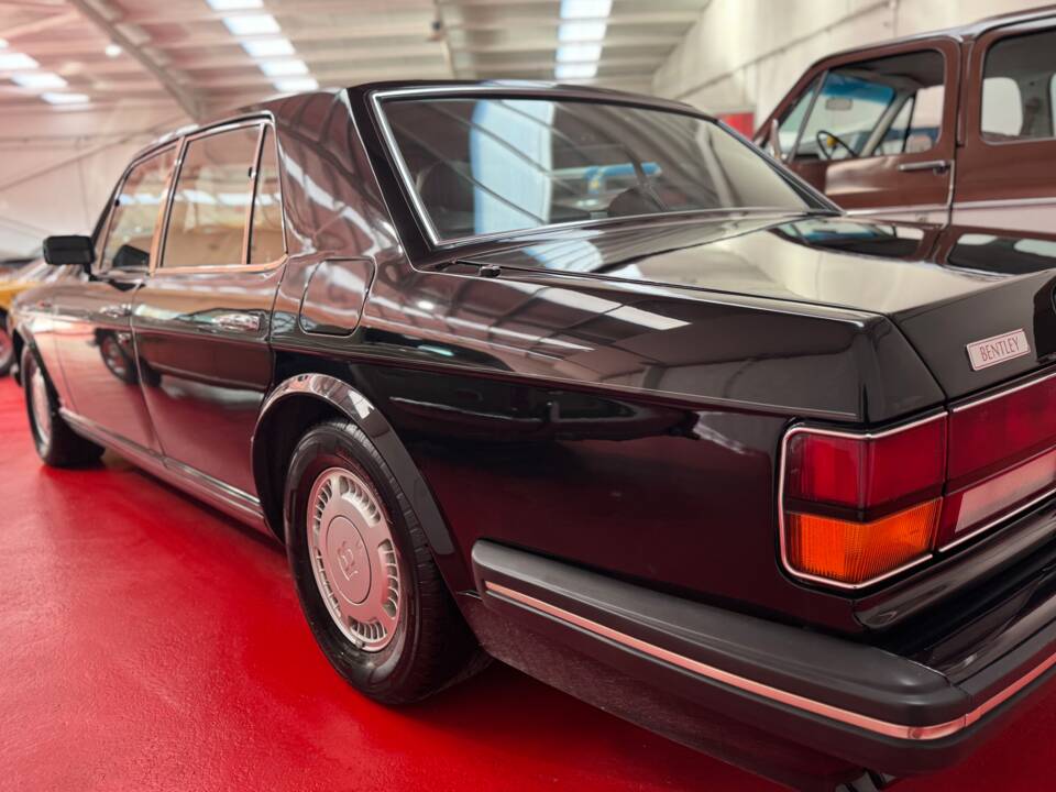 Image 7/37 of Bentley Turbo R (1989)