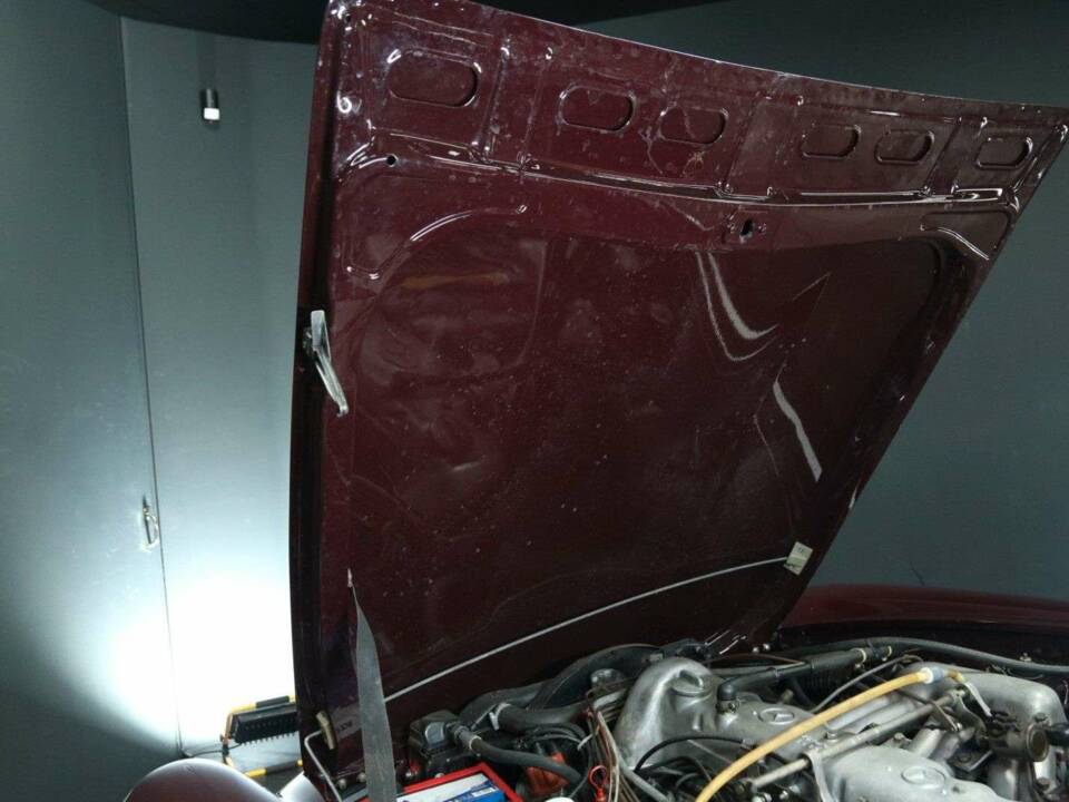 Bild 31/50 von Mercedes-Benz 280 SL (1971)