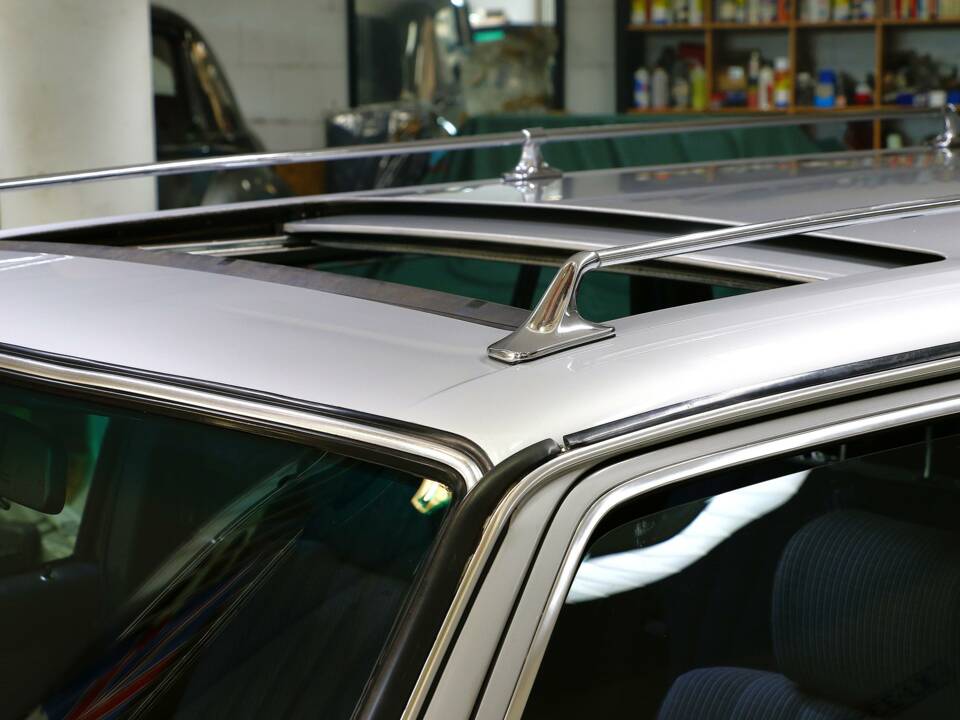Bild 12/25 von Mercedes-Benz 280 TE (1985)
