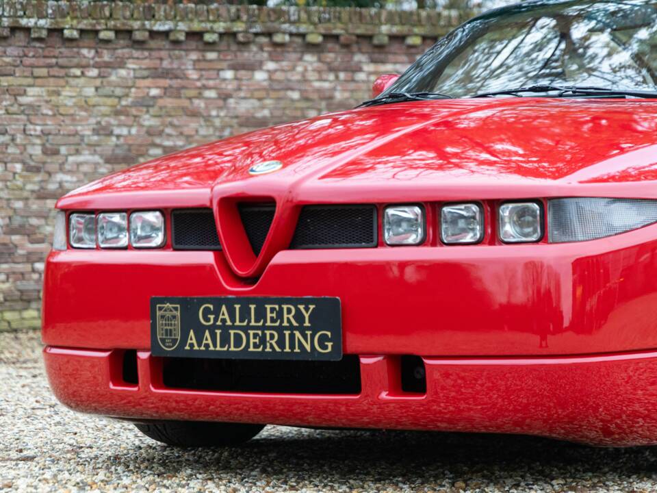 Image 28/50 de Alfa Romeo SZ (1991)