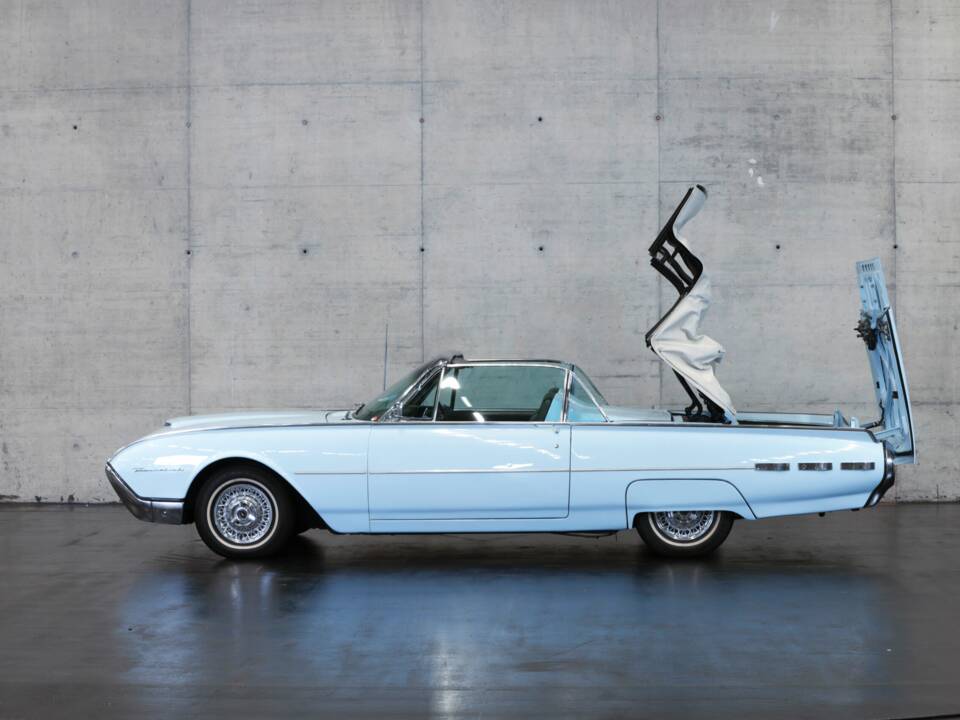 Immagine 10/50 di Ford Thunderbird (1962)