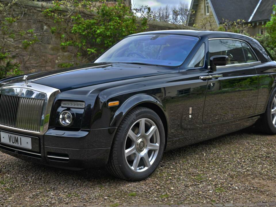 Immagine 48/50 di Rolls-Royce Phantom Coupé (2010)