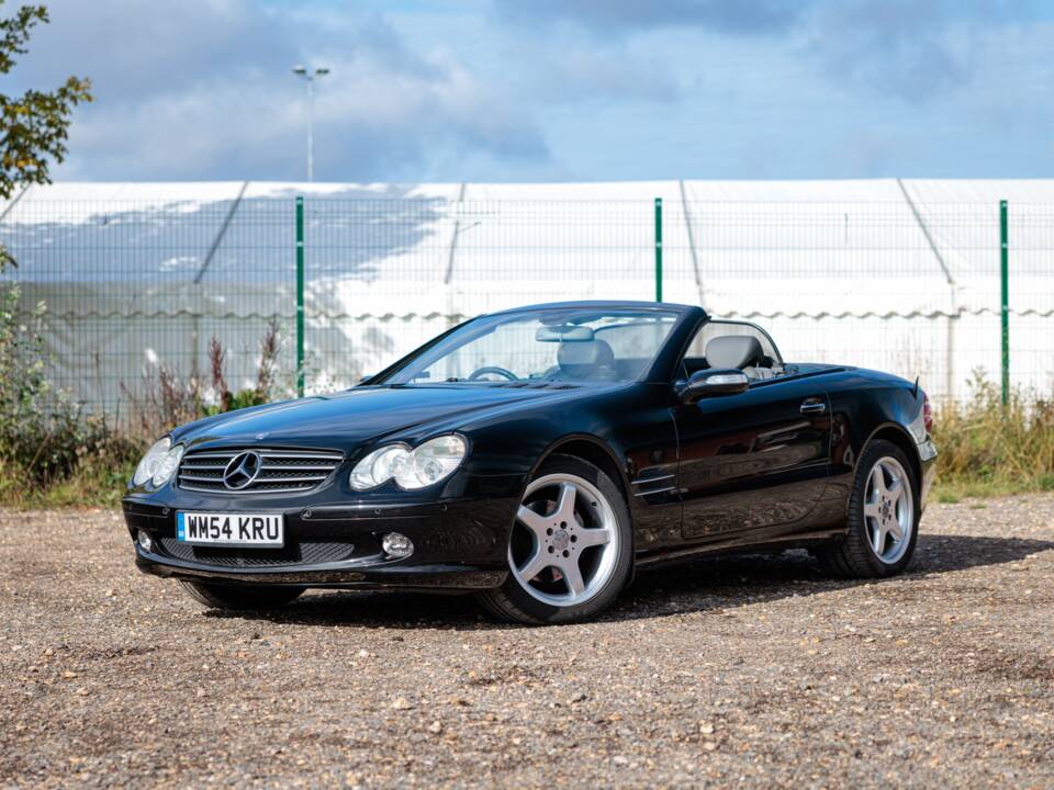 Image 21/50 of Mercedes-Benz SL 350 (2004)