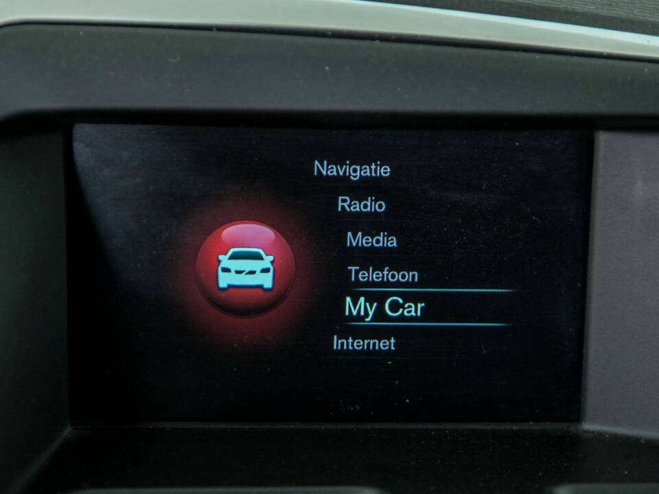 Image 19/50 de Volvo XC60 D3 (2017)