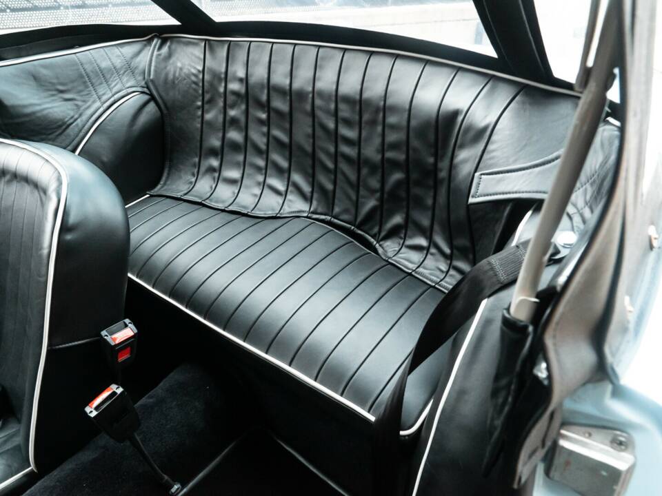 Imagen 31/50 de Triumph TR 4 (1963)