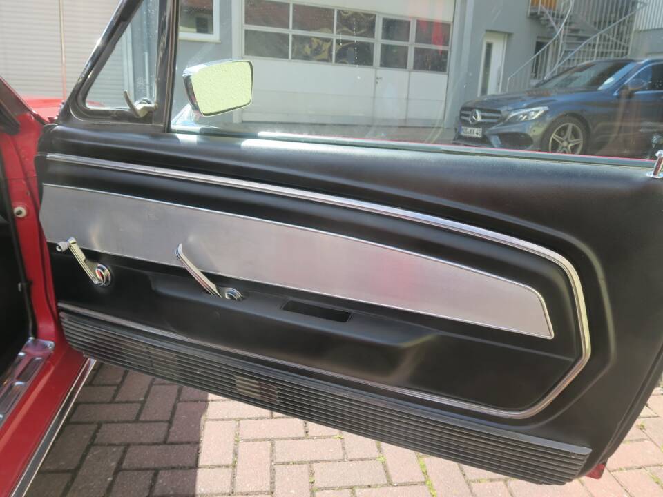 Image 28/39 of Ford Mustang 390 GTA (1967)