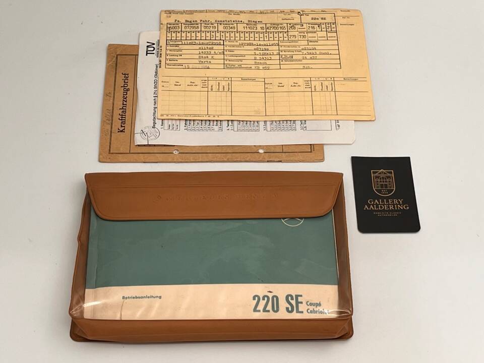 Image 50/50 of Mercedes-Benz 220 SE b (1964)