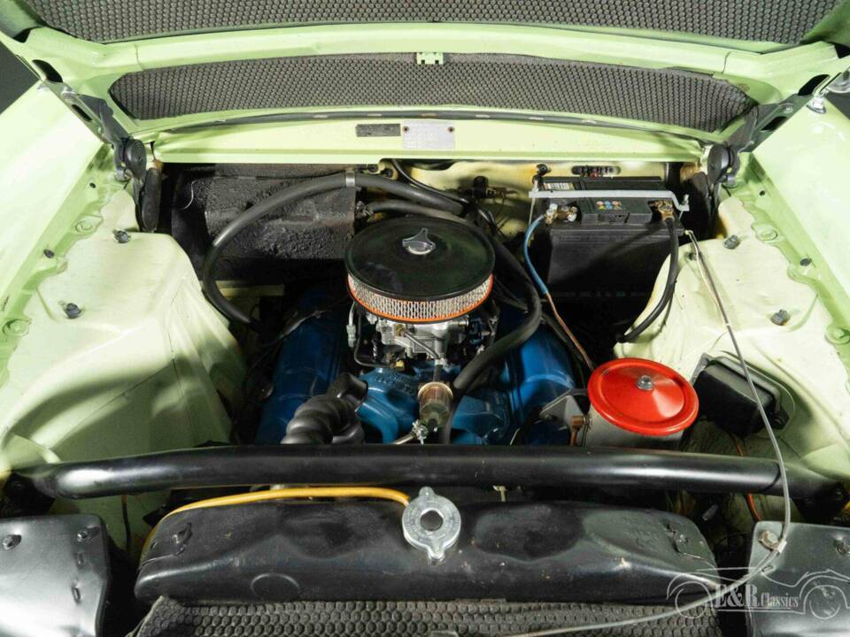 Image 17/19 of Hudson Hornet Custom (1956)