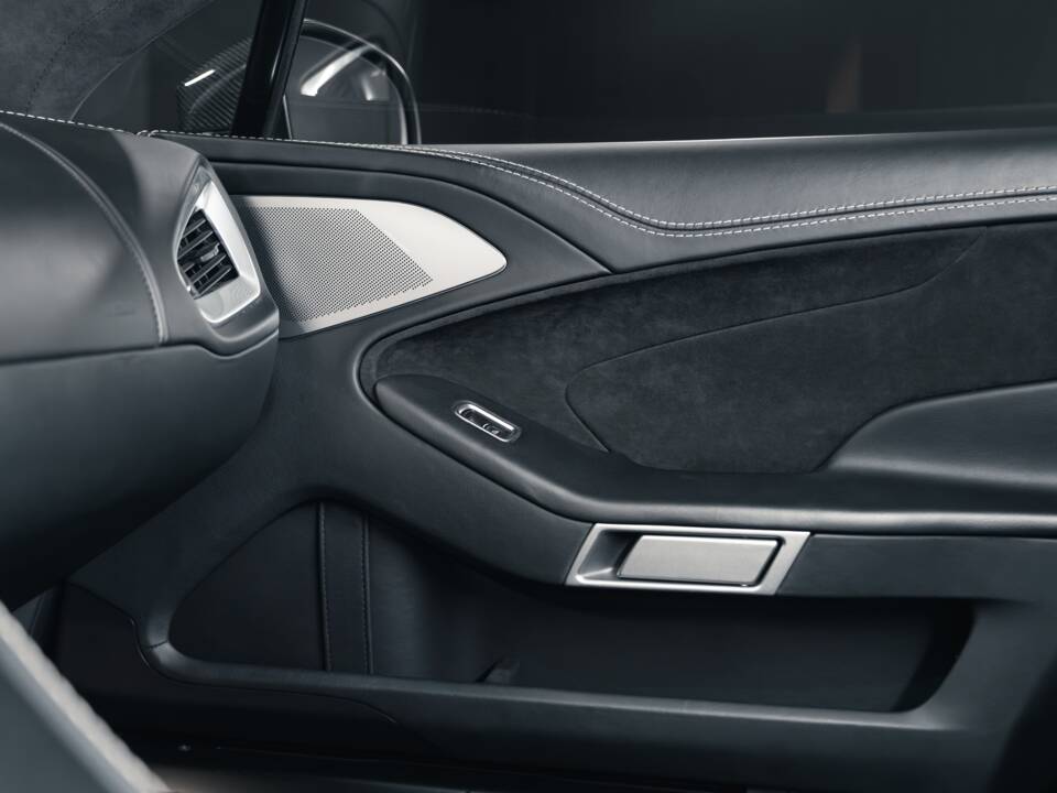 Bild 37/39 von Aston Martin Vanquish (2013)