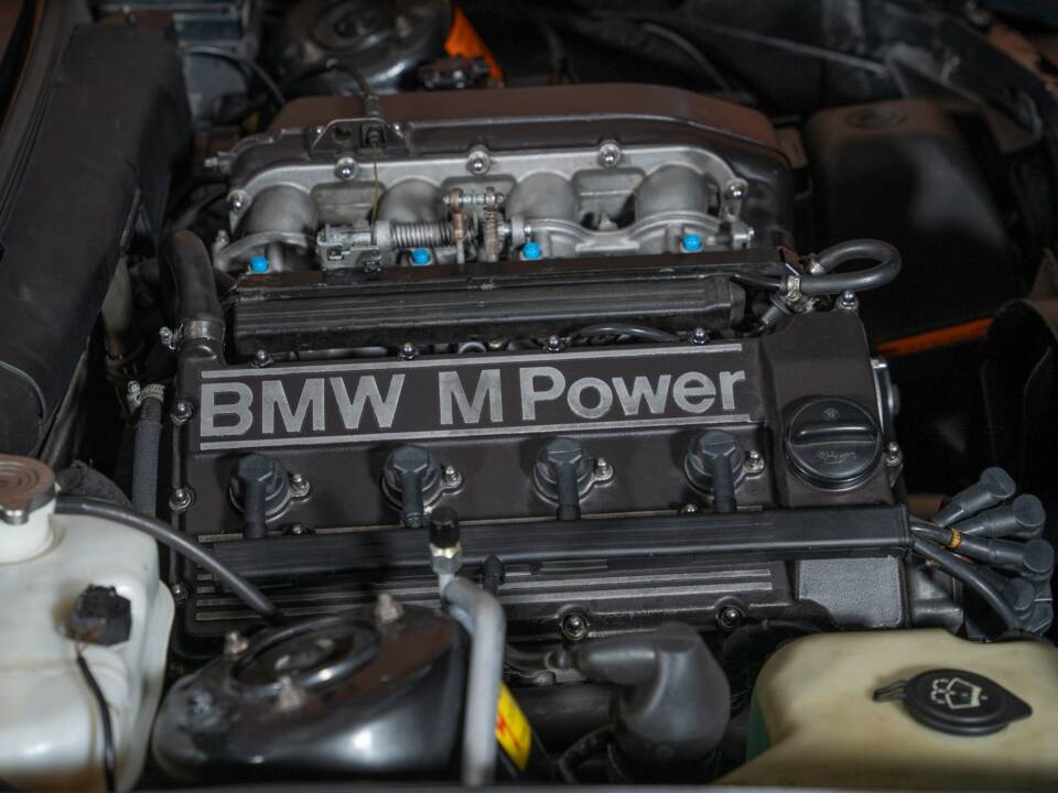 Bild 95/99 von BMW M3 (1986)