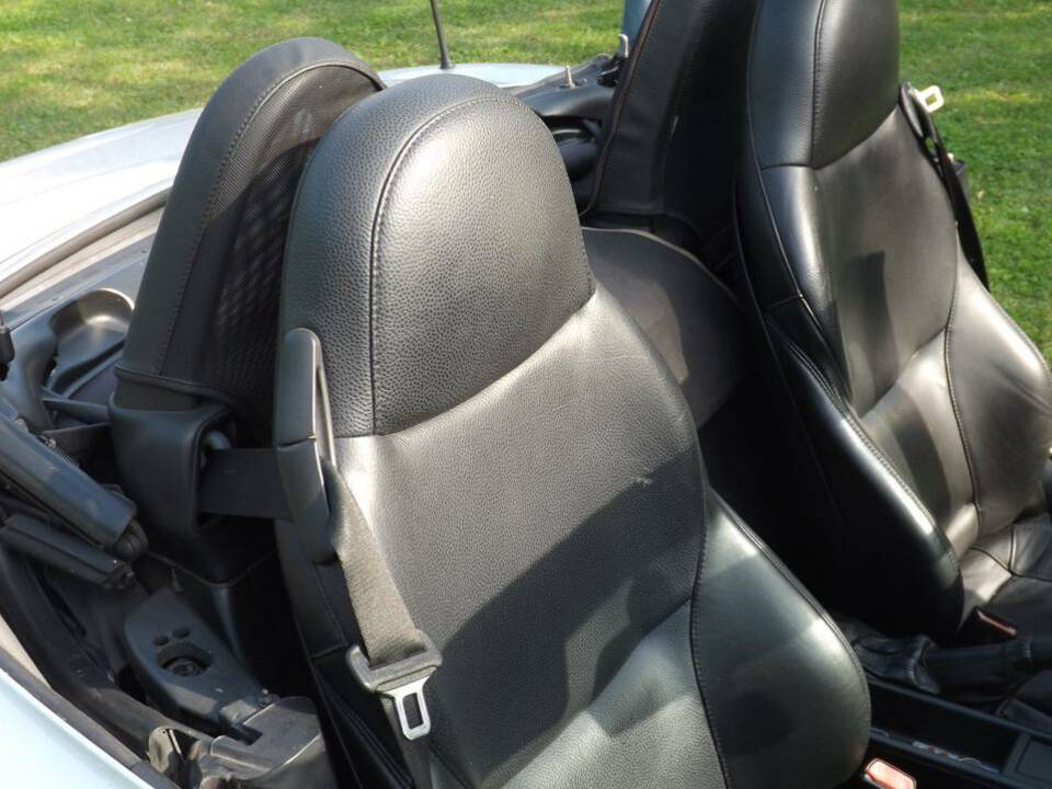 Bild 39/50 von BMW Z3 Cabriolet 3.0 (2000)