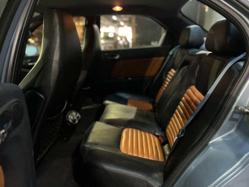 Imagen 35/62 de Alfa Romeo 156 3.2 V6 GTA (2005)