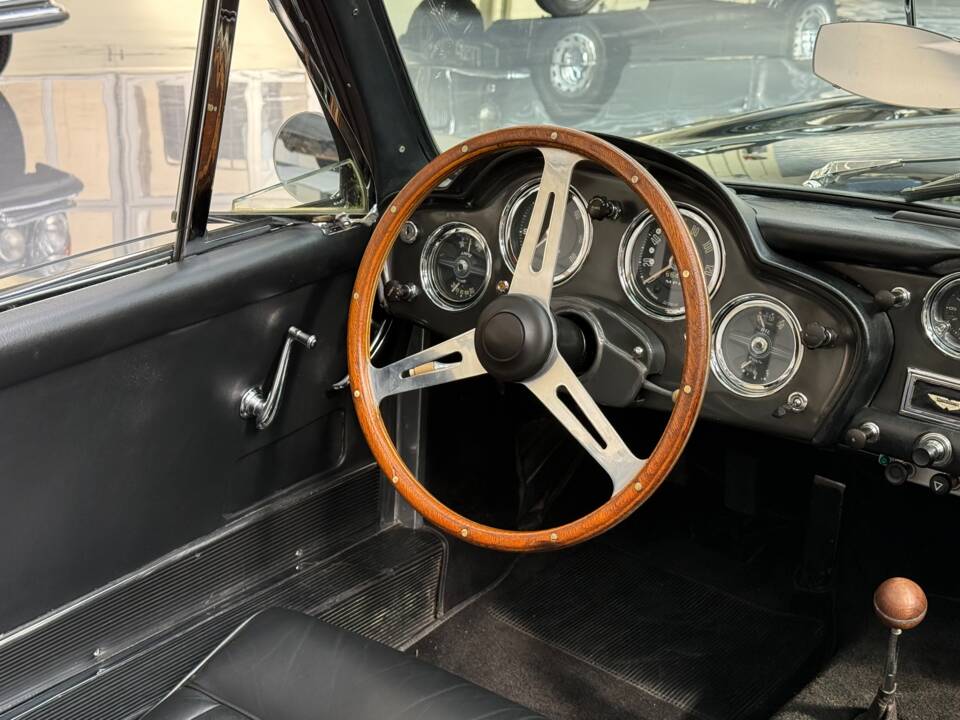 Bild 32/37 von Aston Martin DB 2&#x2F;4 Mk III (1959)