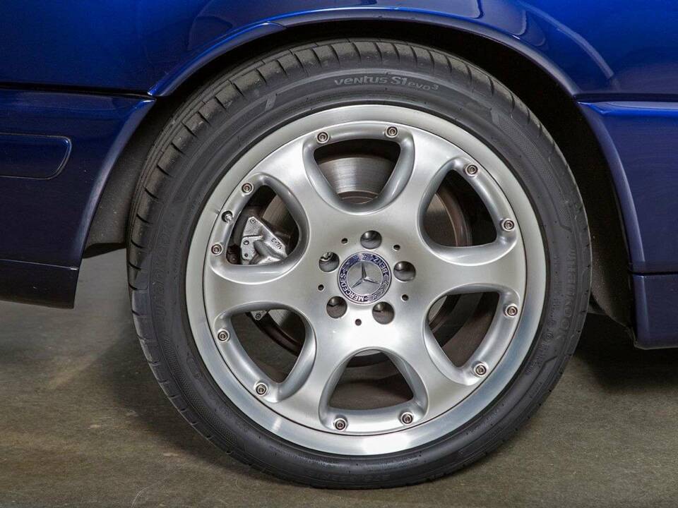 Image 22/36 de Mercedes-Benz SL 320 "Final Edition" (2000)
