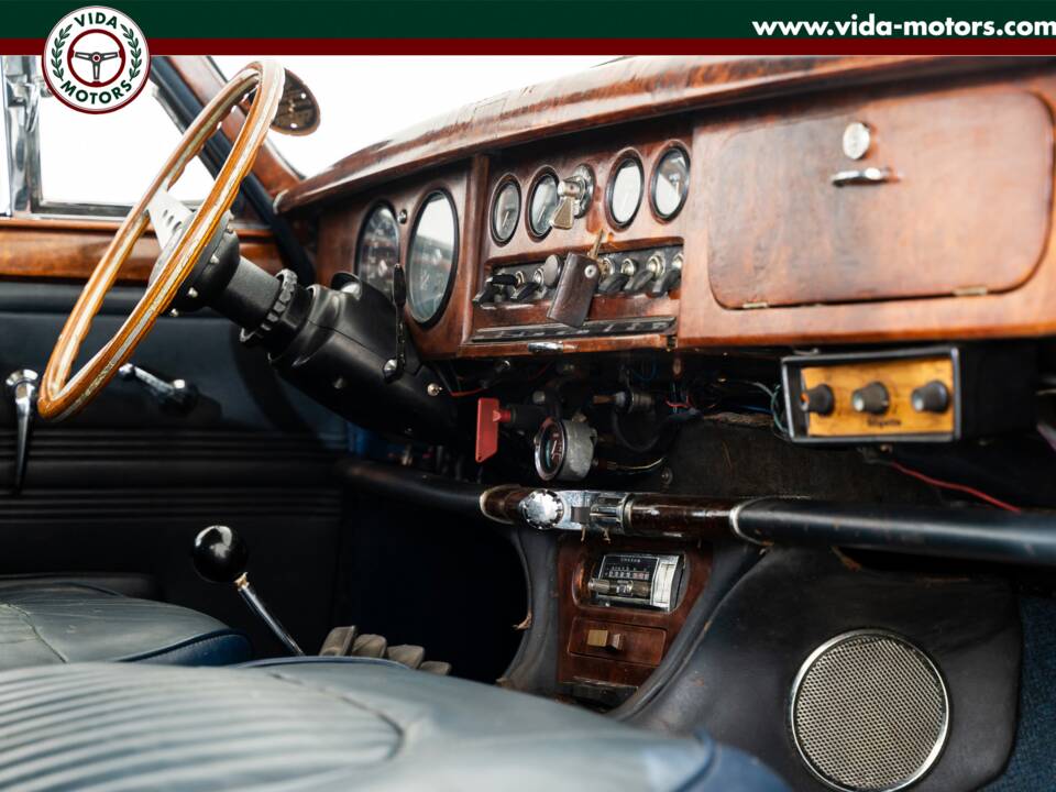 Image 7/15 de Jaguar Mk II 3.4 (1967)