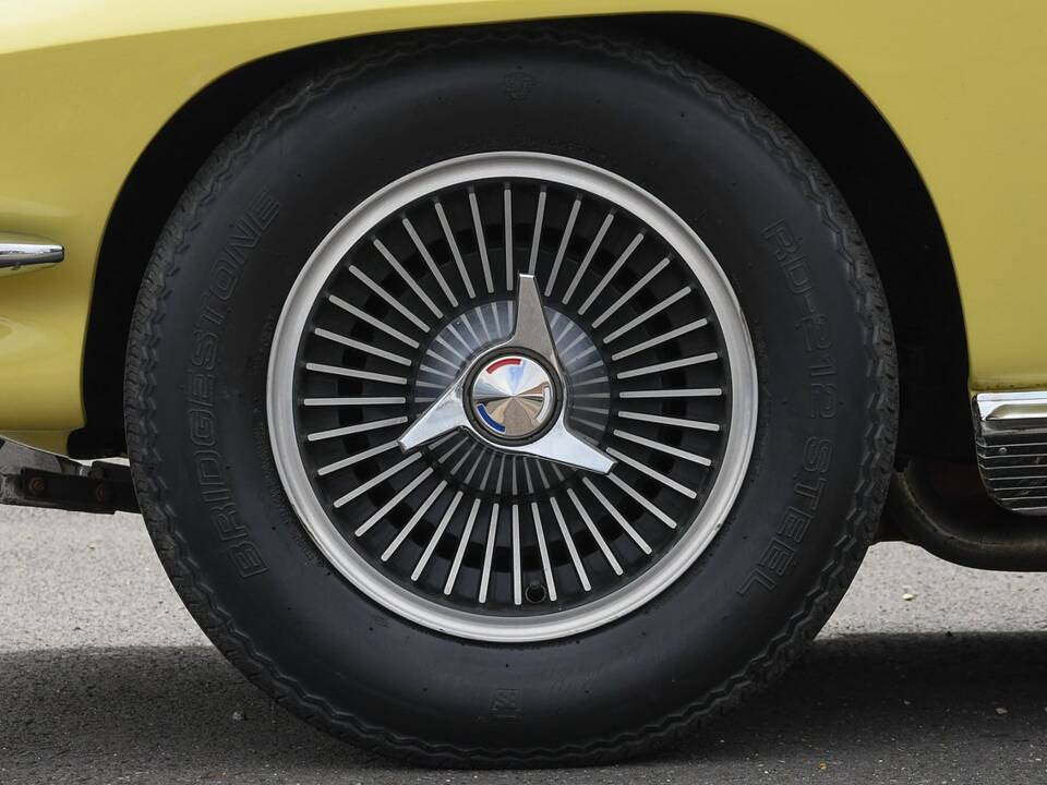 Imagen 18/40 de Chevrolet Corvette Sting Ray Convertible (1966)