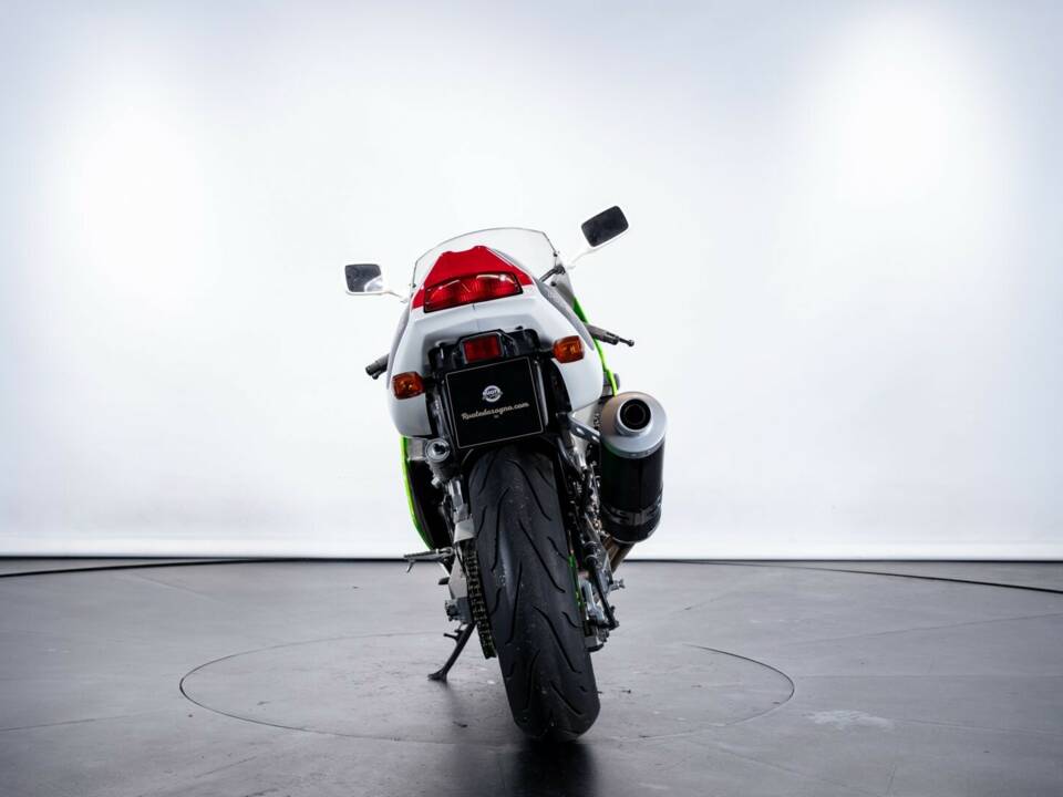 Afbeelding 4/35 van Kawasaki ZX-R 750 J/R (1993)