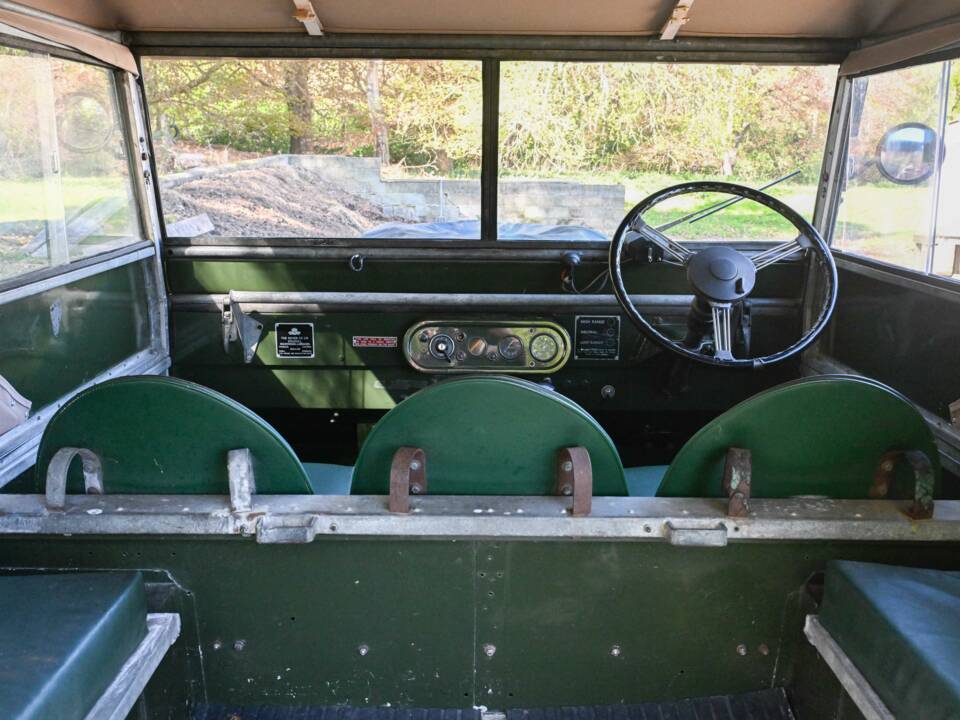 Image 31/50 of Land Rover 80 (1949)
