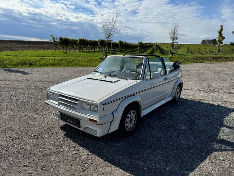 Image 1/18 of Volkswagen Golf Mk I Convertible 1.8 (1984)