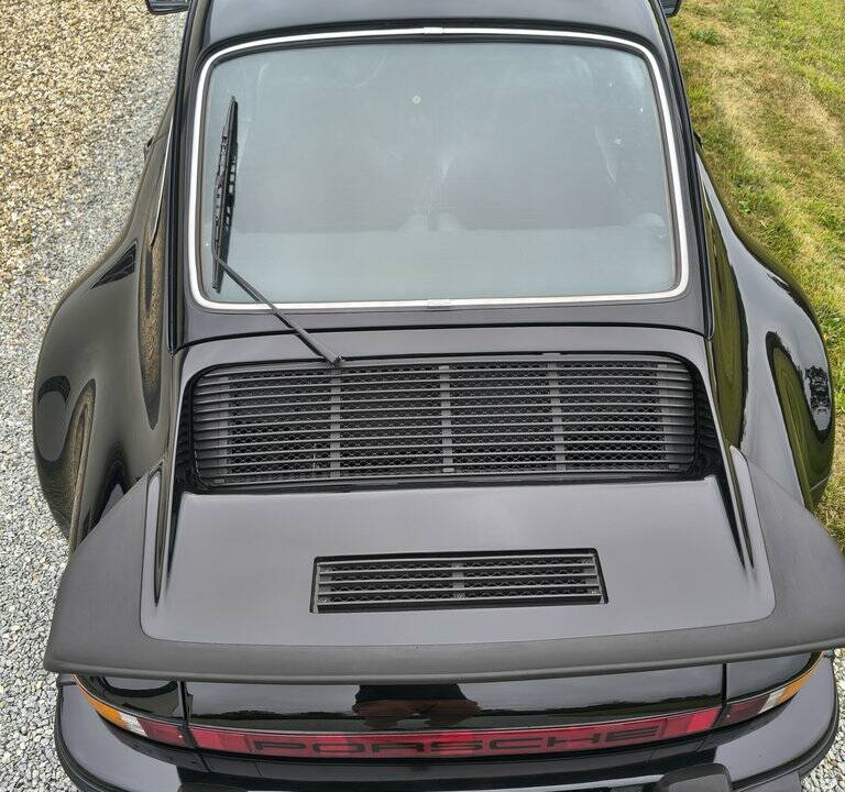 Image 8/8 of Porsche 911 Turbo 3.0 (1977)