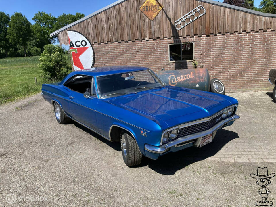 Image 1/45 of Chevrolet Impala Sport Coupe (1967)