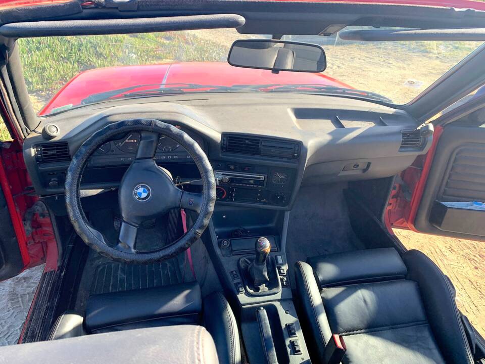 Image 5/6 de BMW 318i (1991)