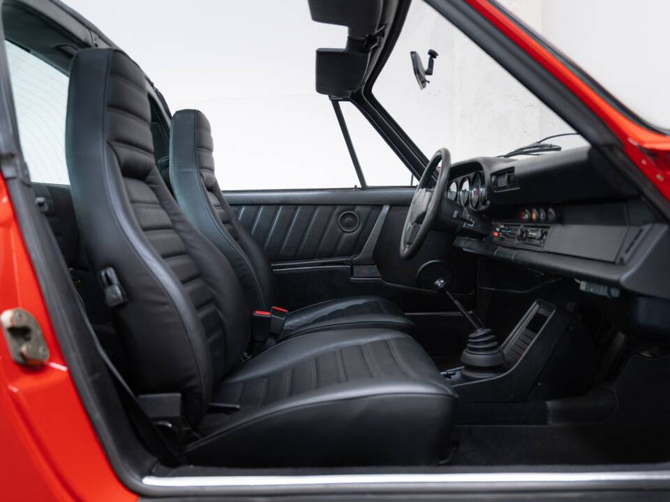 Bild 18/35 von Porsche 911 SC-L 3.1 (1980)