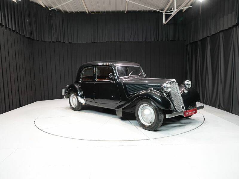 Bild 3/15 von Citroën Traction Avant 11 BL (1947)