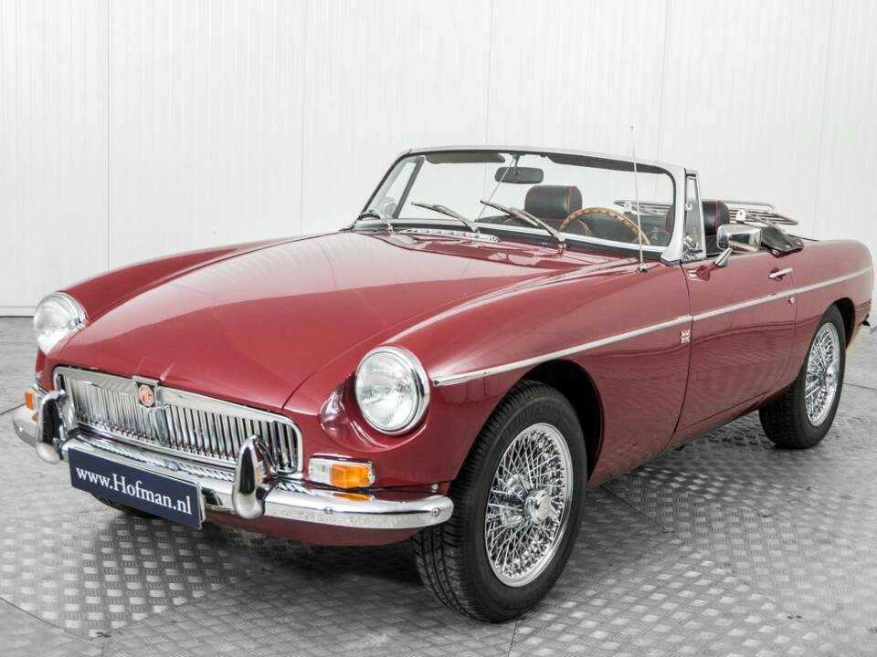 Image 17/50 de MG MGB (1979)