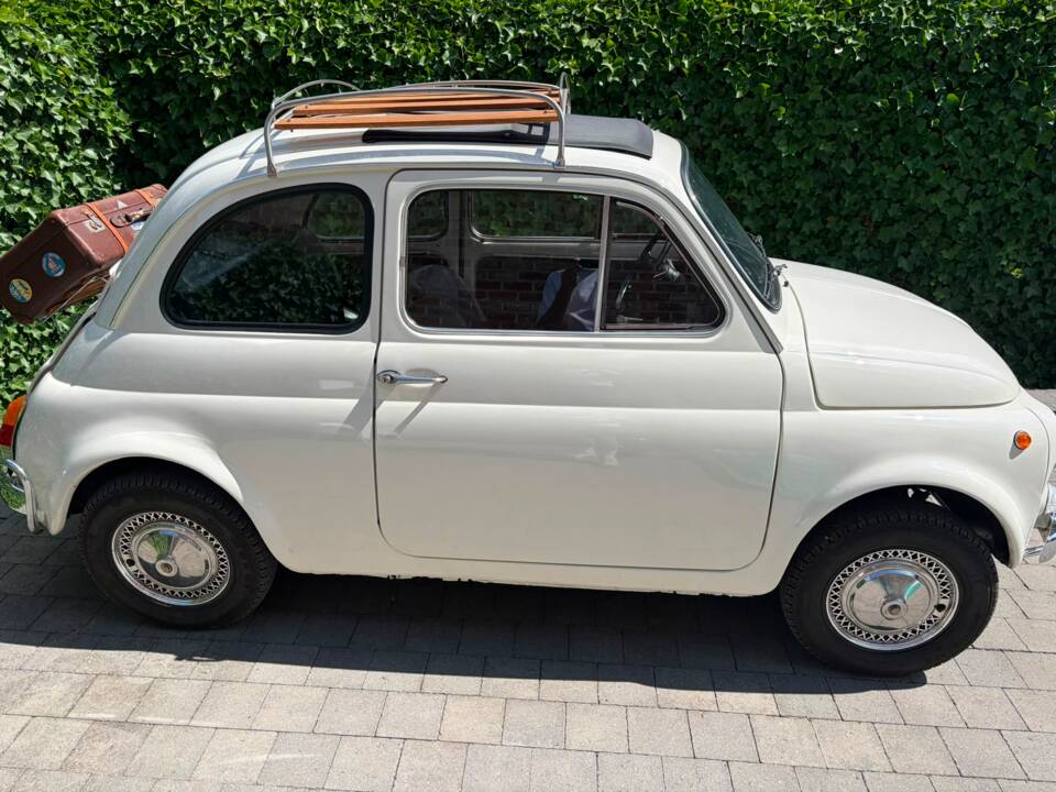 Image 2/8 of FIAT 500 L (1972)