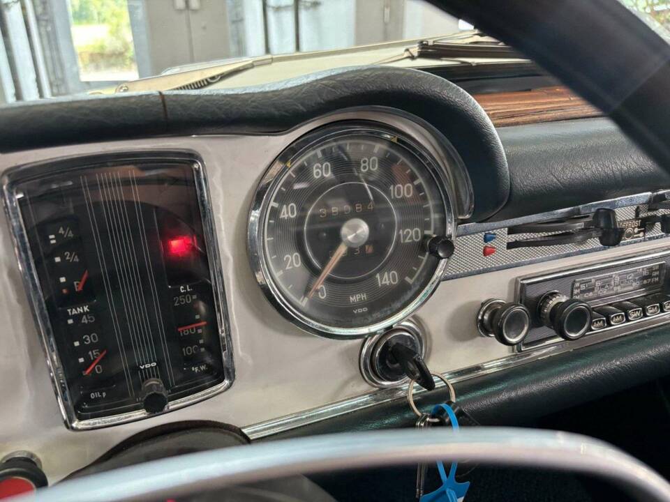 Immagine 3/6 di Mercedes-Benz 280 SL (1968)