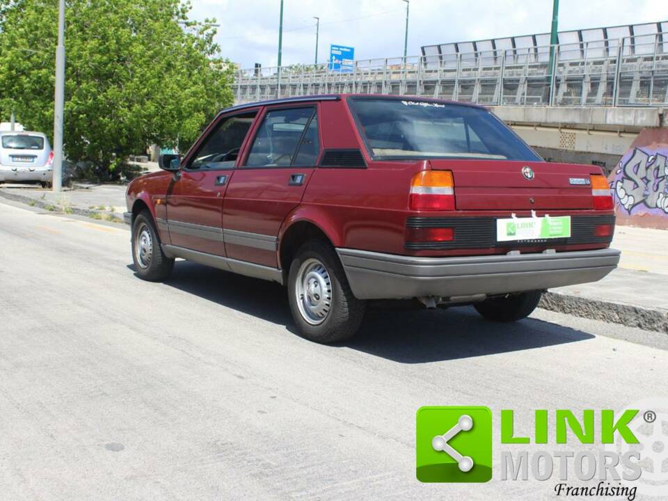 Bild 5/10 von Alfa Romeo Giulietta 1.6 (1984)