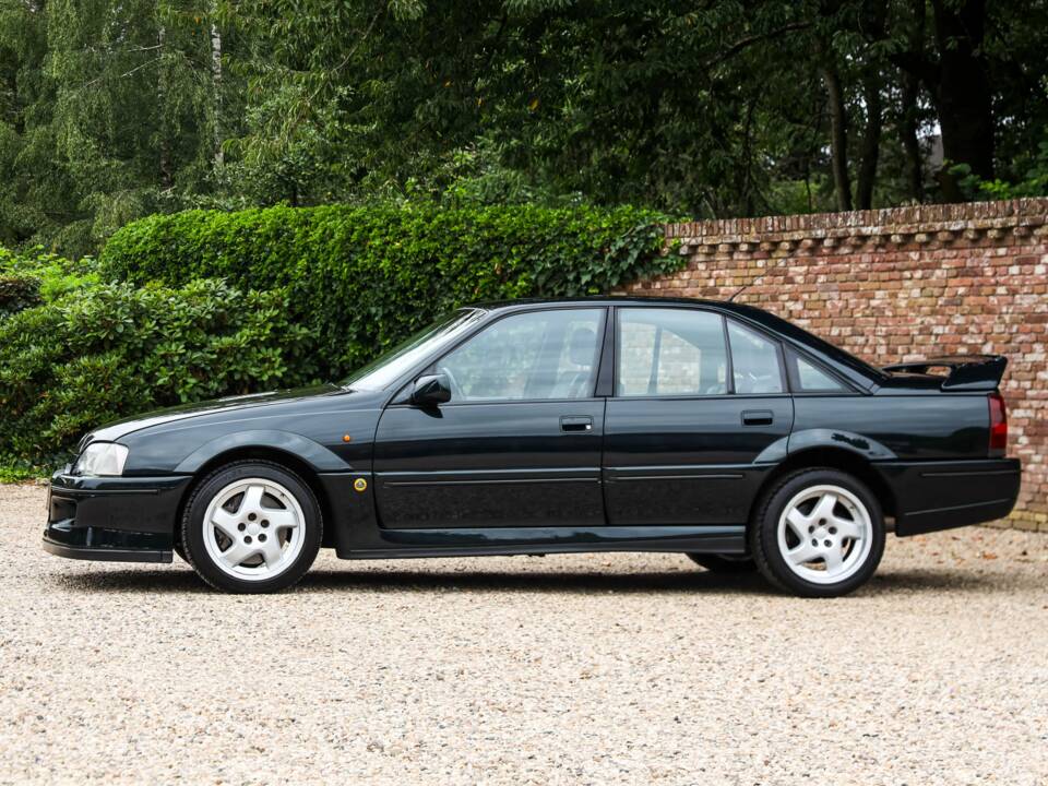 Image 11/50 de Lotus Carlton (1992)