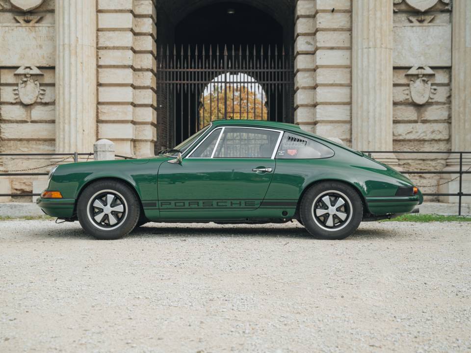 Image 4/63 de Porsche 911 2.2 E (1970)