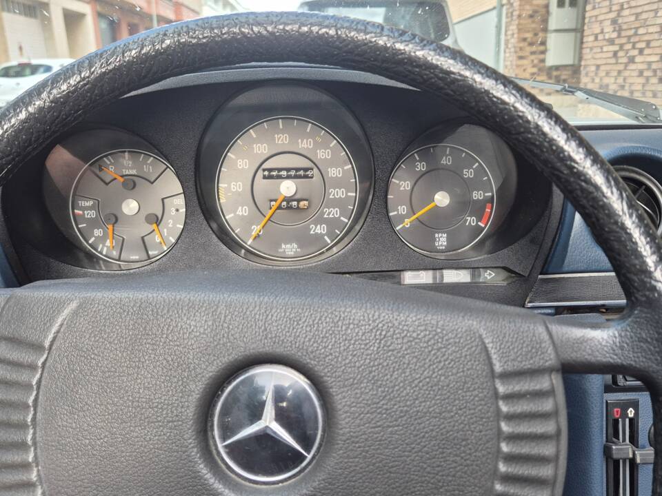 Afbeelding 15/53 van Mercedes-Benz 350 SL (1973)
