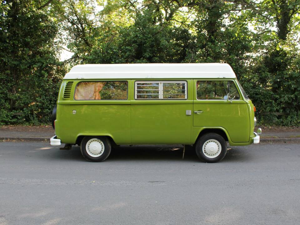 Immagine 7/17 di Volkswagen T2c Combi (1979)