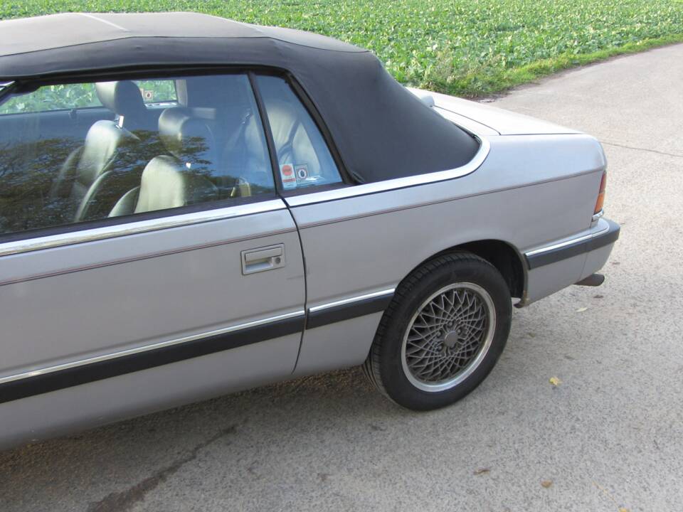Bild 3/15 von Chrysler Le Baron 3.0 (1994)
