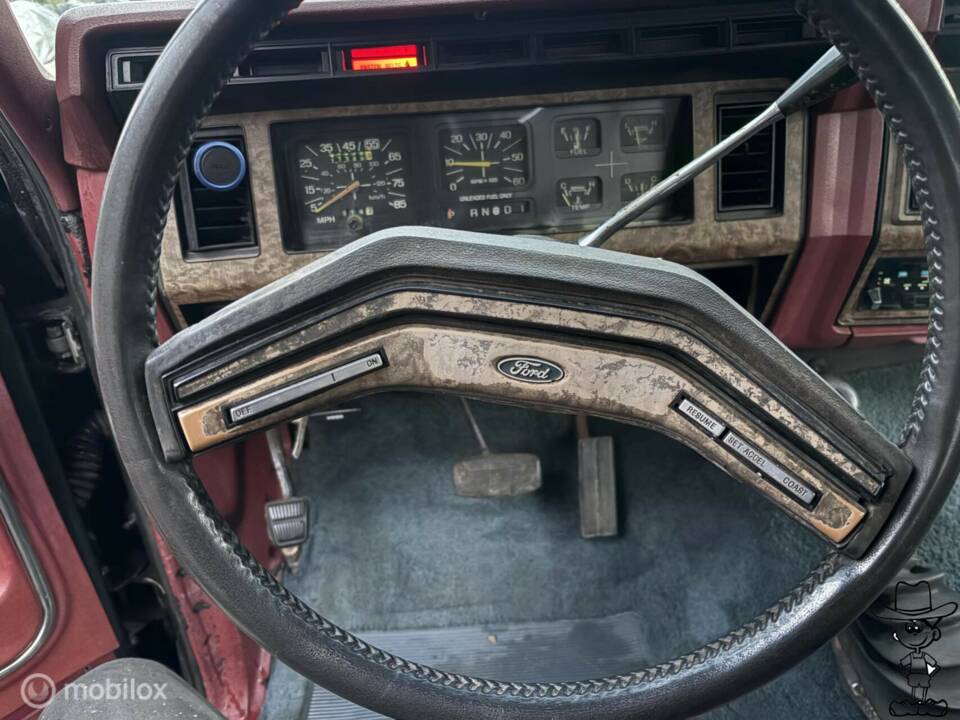 Bild 9/17 von Ford F-250 (1986)
