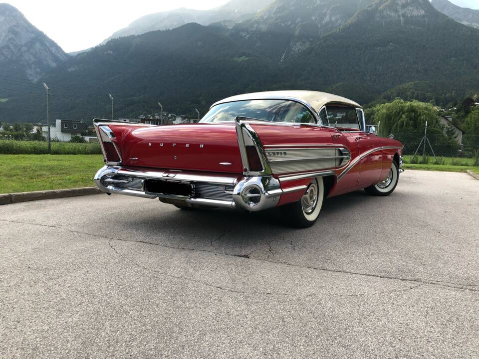 Image 4/29 of Buick 50 Super Riviera Hardtop (1958)