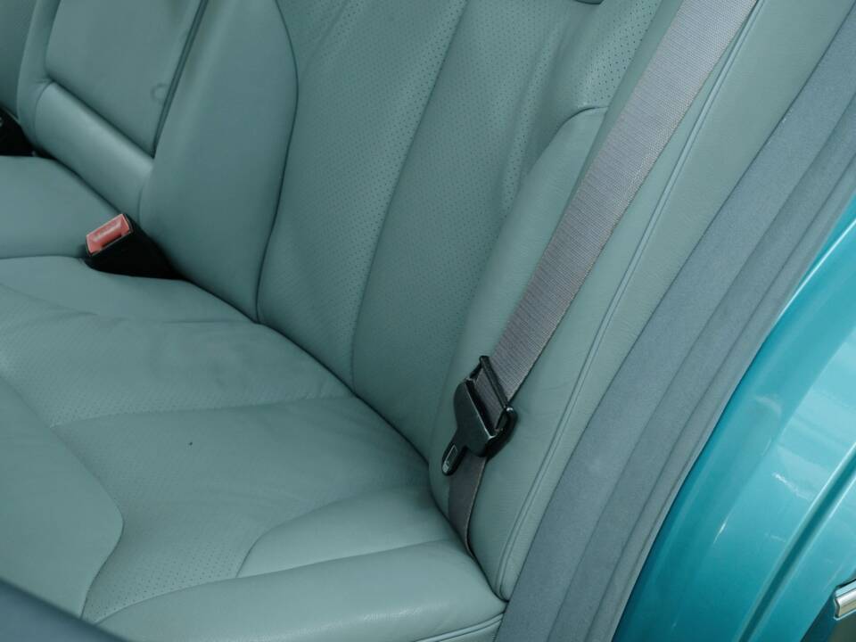 Bild 49/50 von Mercedes-Benz 300 SE (1991)