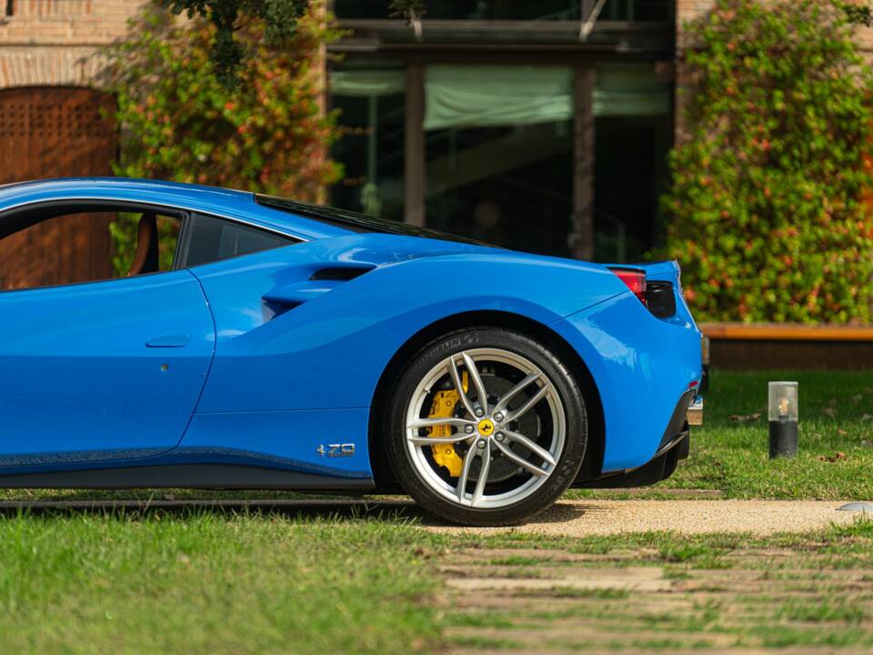 Imagen 19/50 de Ferrari 488 GTB (2017)