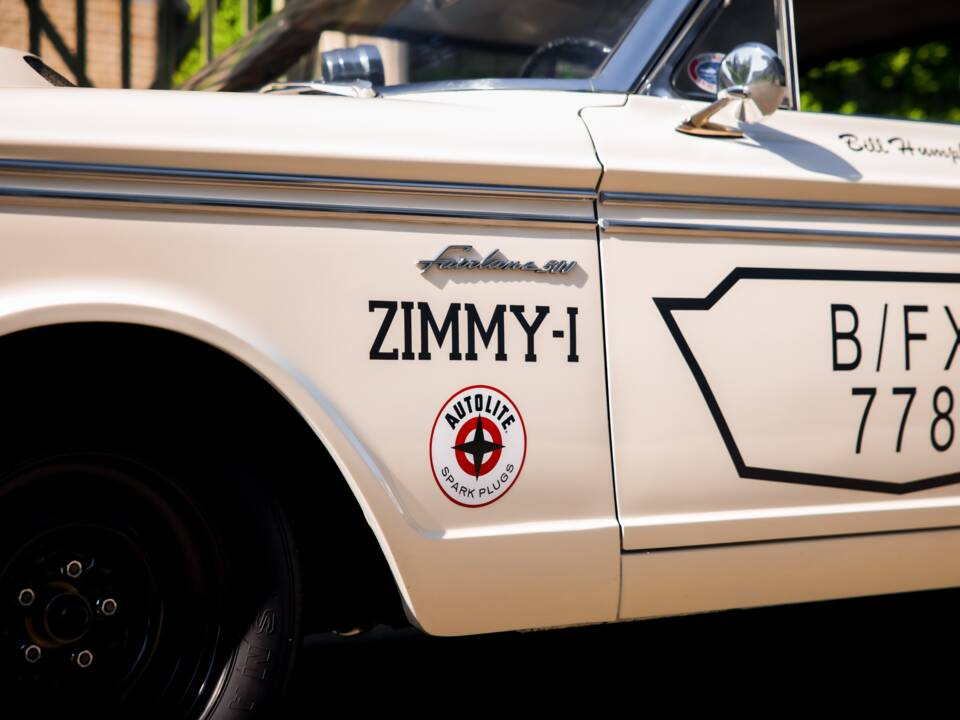 Afbeelding 33/91 van Ford Fairlane 500 (1963)